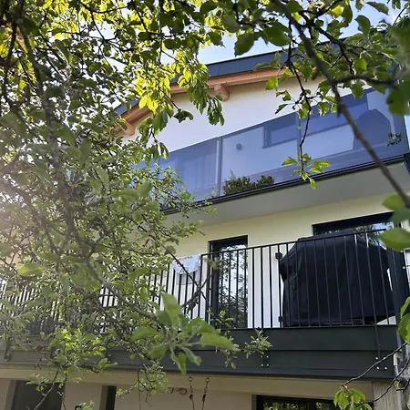 Apartment Mountain